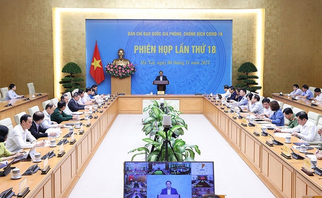 Tiếp tục xây dựng, hoàn thiện các phương án phòng, chống dịch COVID-19 phù hợp với tình hình dịch